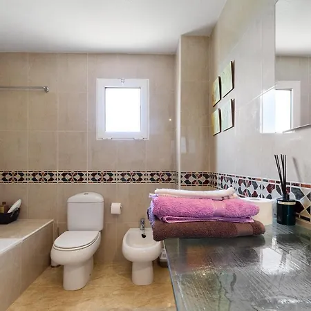 Apartment Cb Living- Spacious Sea View Duplex With Private Jacuzzi